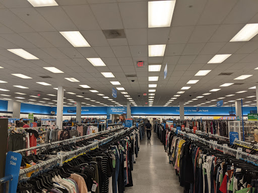 Clothing Store «Ross Dress for Less», reviews and photos, 16250 Paramount Blvd, Paramount, CA 90723, USA