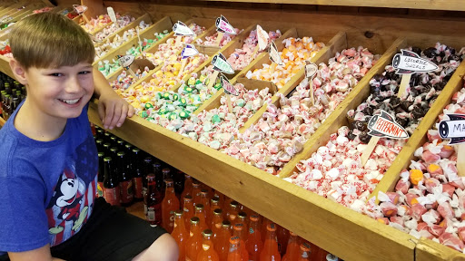 Candy Store «Rocket Fizz Raleigh», reviews and photos, 5017 Falls of Neuse Rd, Raleigh, NC 27609, USA