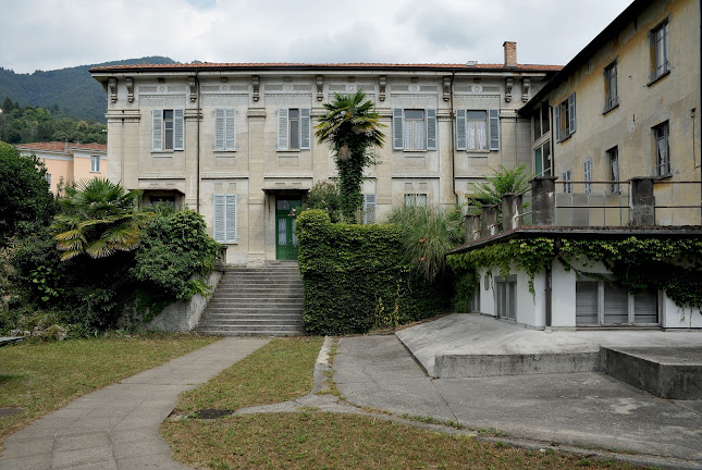 Rezensionen über Istituto Santa Caterina in Bellinzona - Universität