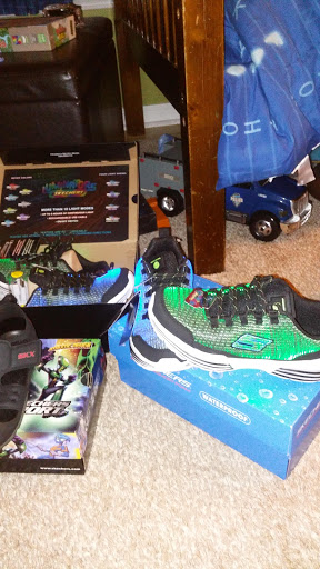 Shoe Store «SKECHERS Factory Outlet», reviews and photos, 5900 Sugarloaf Pkwy #225, Lawrenceville, GA 30043, USA