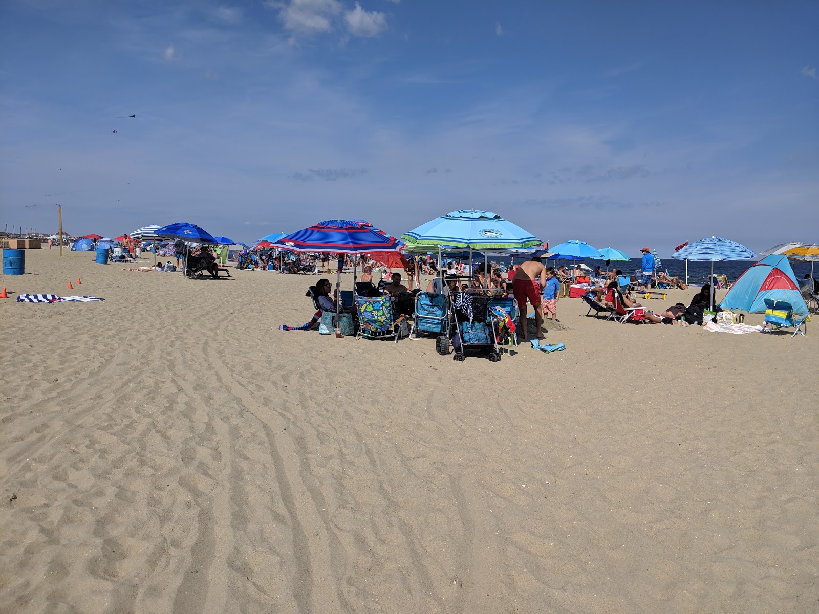 Foto de Asbury Park Beach - lugar popular entre los conocedores del relax