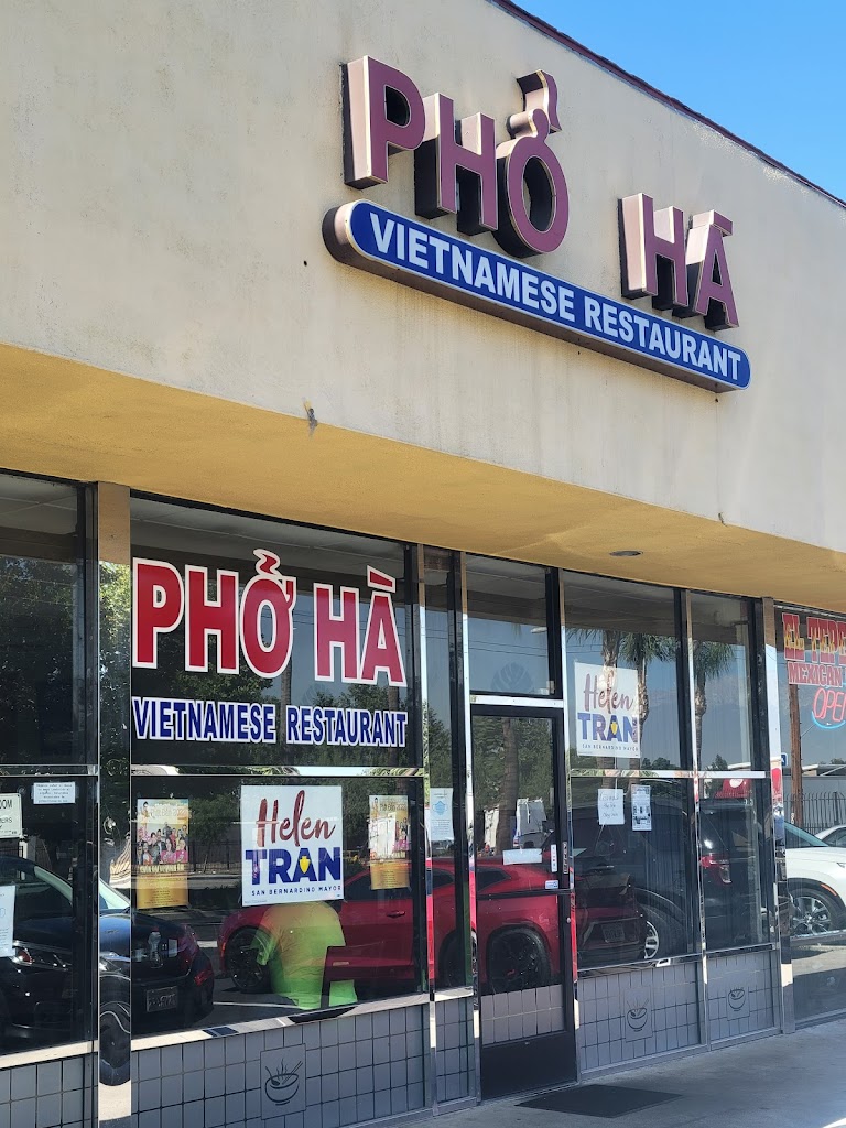 Phở Hà Vietnamese Restaurant 92408