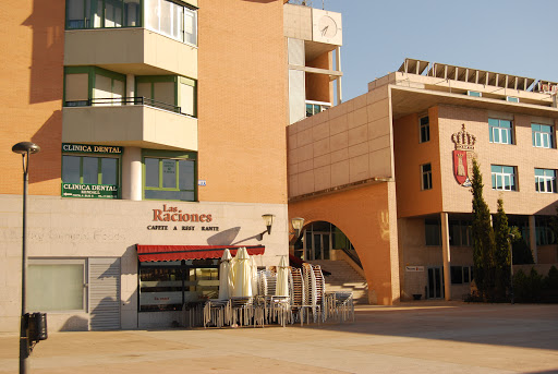 Clinicas Dentales Kendall en Arroyomolinos, Madrid