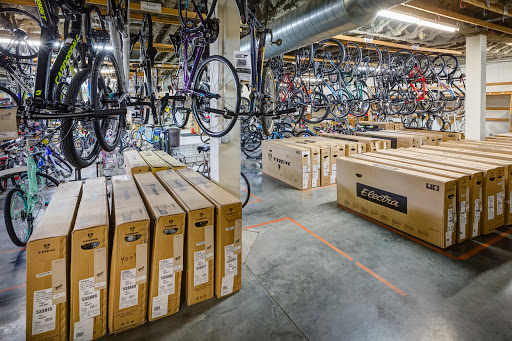 Bicycle Store «Treads Bicycle Outfitters», reviews and photos, 16701 E Iliff Ave, Aurora, CO 80013, USA