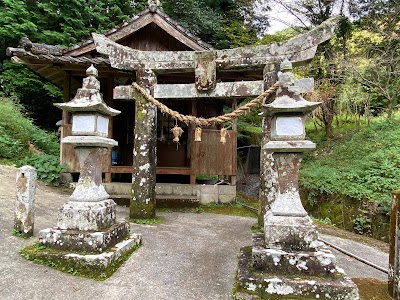 白山神社