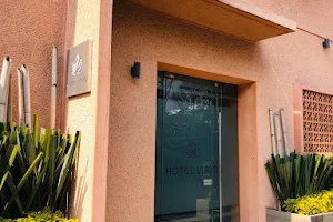 Hotel Lirio image