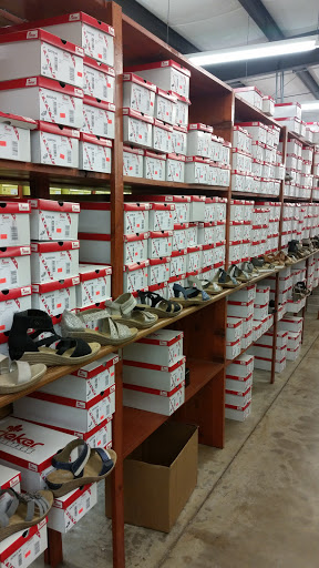 Shoe Store «Discount Shoes», reviews and photos, 1282 Brevard Rd, Asheville, NC 28806, USA