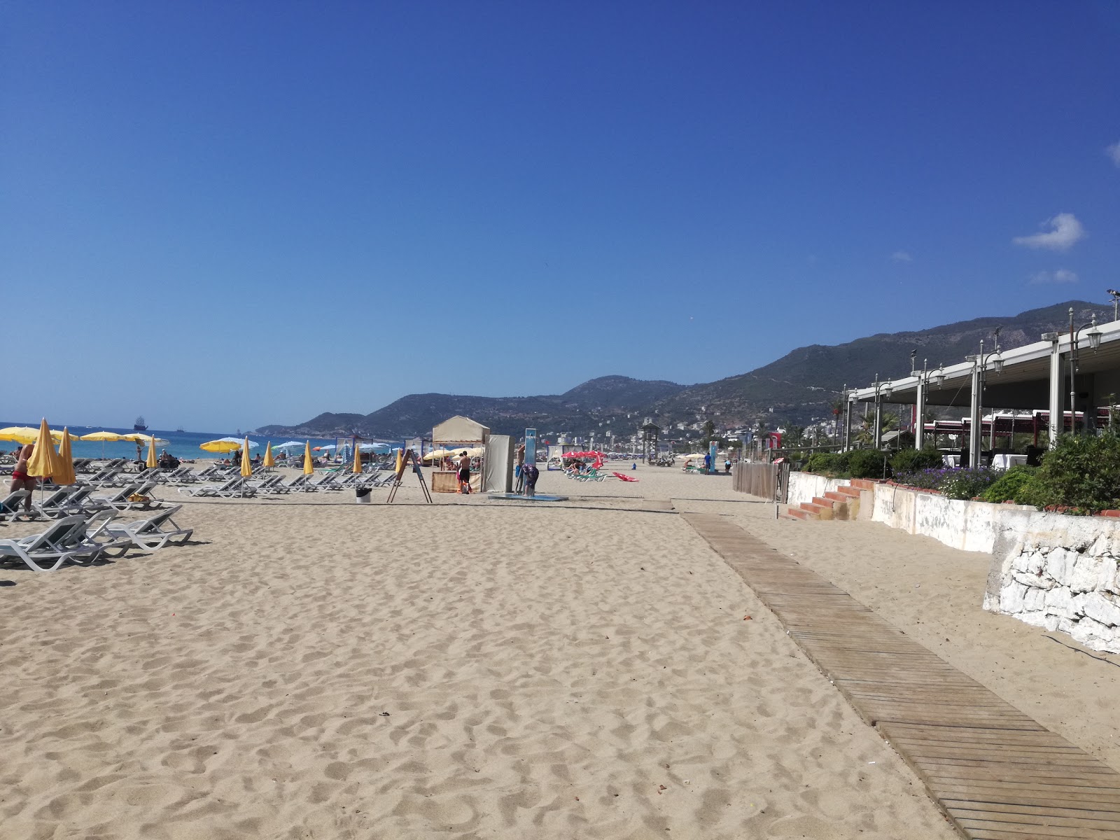 Fotografija Cimtur beach z srednje stopnjo čistoče