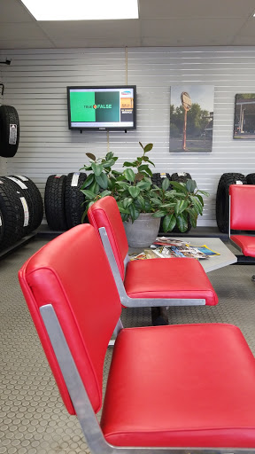 Tire Shop «Riechers Tire and Auto», reviews and photos, 510 Madison Ave, Washington, MO 63090, USA