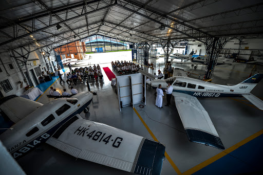 Escuelas aviacion Medellin