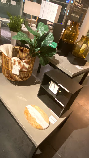 Furniture Store «Crate and Barrel», reviews and photos, 11800 W Broad St, Richmond, VA 23233, USA