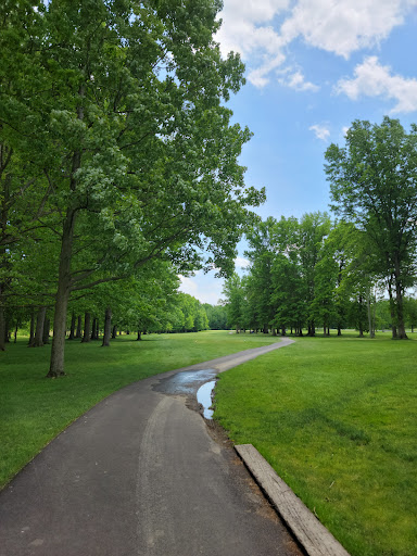 Golf Course «Windmill Lakes Golf Course», reviews and photos, 6544 OH-14, Ravenna, OH 44266, USA