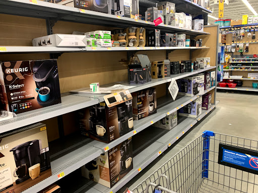 Department Store «Walmart Supercenter», reviews and photos, 638 Quequechan St, Fall River, MA 02721, USA