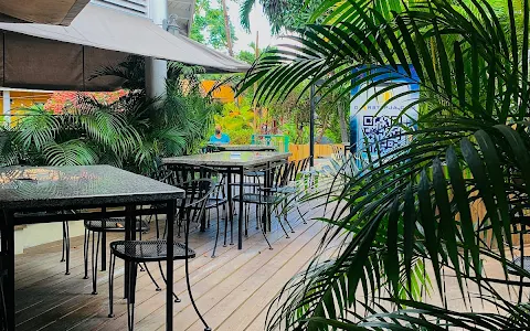 Sea Deck Restaurant & lounge image