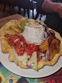 Taco salade du Restaurant cubain Cuba Compagnie Café à Paris - n°19