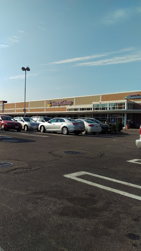 Supermarket «Stop & Shop Supermarket», reviews and photos, 301 Centre St, Jamaica Plain, MA 02130, USA