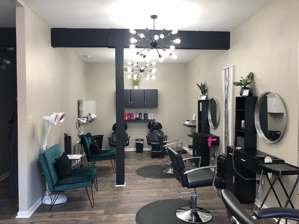 MC Hair Studio 72223