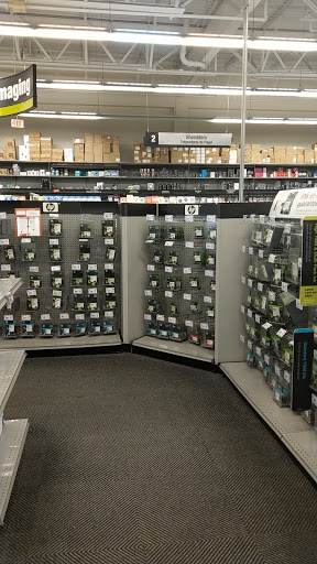 Office Supply Store «Staples», reviews and photos, 1700 W 49th St, Hialeah, FL 33012, USA