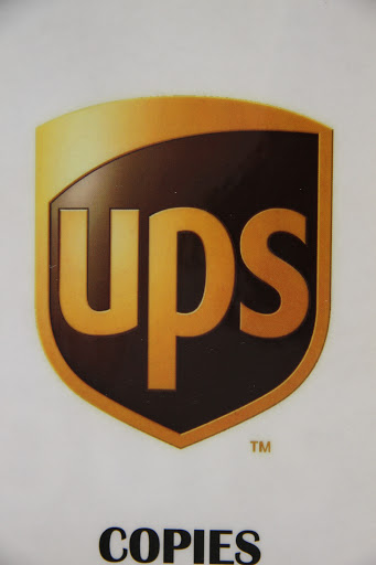 Shipping and Mailing Service «The UPS Store», reviews and photos, 9923 S Ridgeland Ave, Chicago Ridge, IL 60415, USA