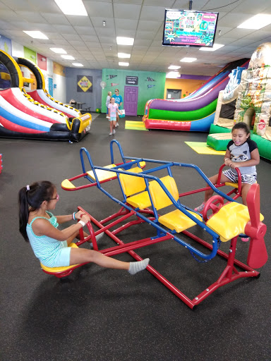 Shopping Mall «Victoria Square Shopping Center», reviews and photos, 1788 S Woodland Blvd, DeLand, FL 32720, USA