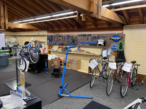 Outdoor Sports Store «Sun & Ski», reviews and photos, 296 Old Oak St, Pembroke, MA 02359, USA