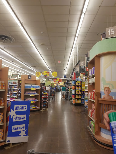 Grocery Store «Kroger», reviews and photos, 3701 National Rd E, Richmond, IN 47374, USA