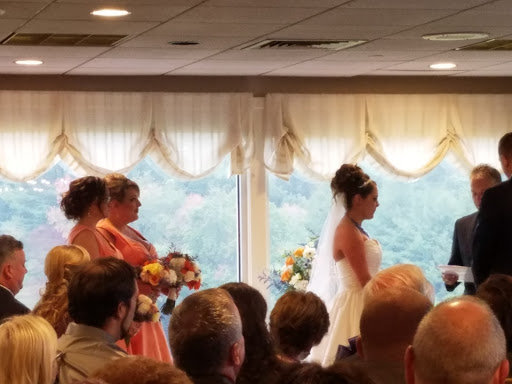 Country Club «Pleasant Valley Country Club», reviews and photos, 95 Armsby Rd, Sutton, MA 01590, USA