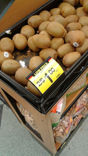 Grocery Store «Foodsco», reviews and photos, 1250 Macdonald Ave, Richmond, CA 94801, USA