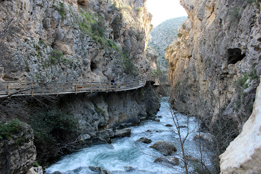 El Sendero de la Cerrada del Rio Castril o de las Pasarelas en Castril, Granada