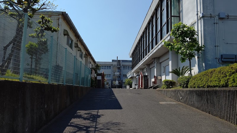 熊取町立東小学校