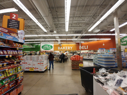 Grocery Store «Food 4 Less», reviews and photos, 4620 S Damen Ave, Chicago, IL 60609, USA