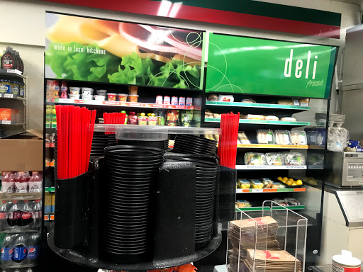 Convenience Store «7-Eleven», reviews and photos, 1048 W Yosemite Ave, Manteca, CA 95337, USA