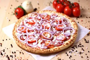 CRAZY PIZZA image