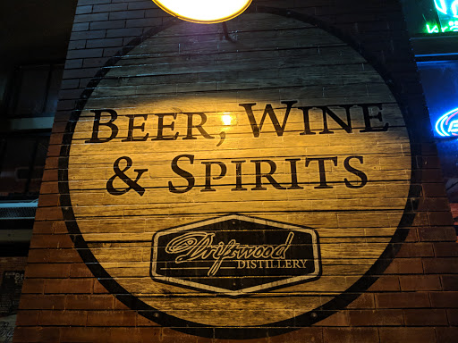 Gastropub «Driftwood», reviews and photos, 514 W Front St, Washington, MO 63090, USA