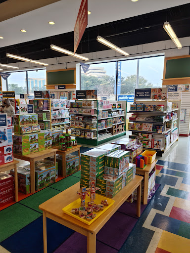 Educational Supply Store «Lakeshore Learning Store», reviews and photos, 327 NW Loop 410, San Antonio, TX 78216, USA