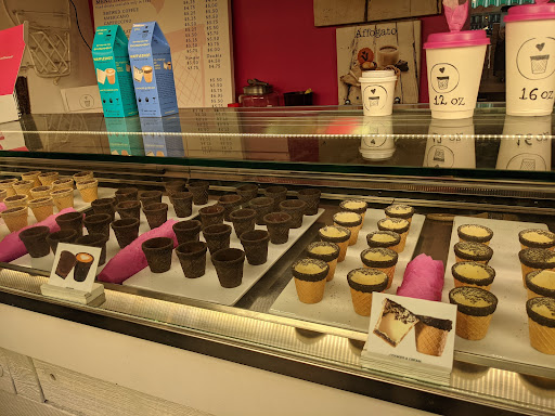 Shopping Mall «The Grove», reviews and photos, 189 The Grove Dr, Los Angeles, CA 90036, USA