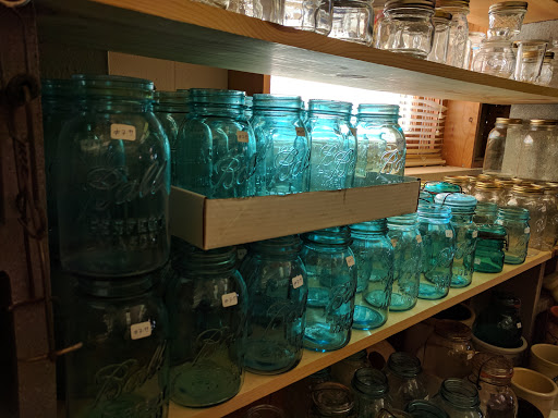 Thrift Store «Dakota Boys and Girls Ranch Thrift Store», reviews and photos, 1001 4th Ave N, Fargo, ND 58102, USA