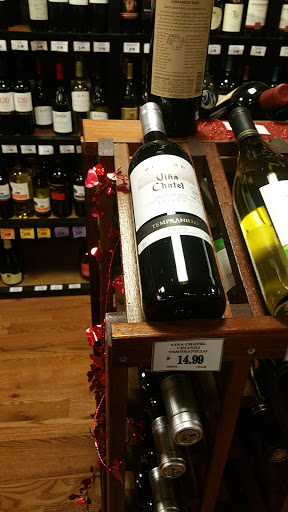 Liquor Store «Nostrand Wines & Liquors», reviews and photos, 549 Nostrand Ave, Brooklyn, NY 11216, USA