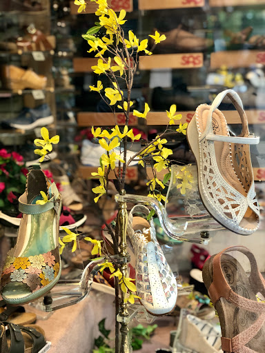 Shoe Store «Wagner Quality Shoes», reviews and photos, 4313 Butler St, Pittsburgh, PA 15201, USA