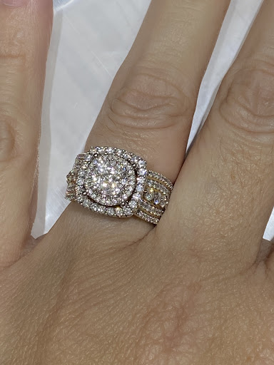 Jewelry Store «Diamonds & Co», reviews and photos, 141 Towne Center Cir, Sanford, FL 32771, USA