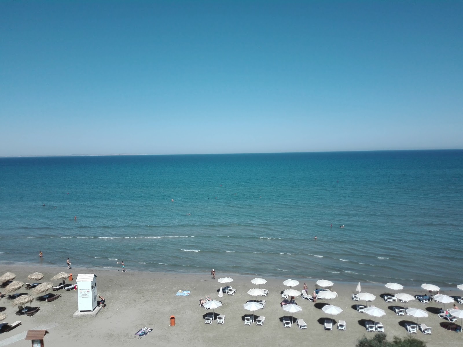 Foto di Kastella beach - luogo popolare tra gli intenditori del relax