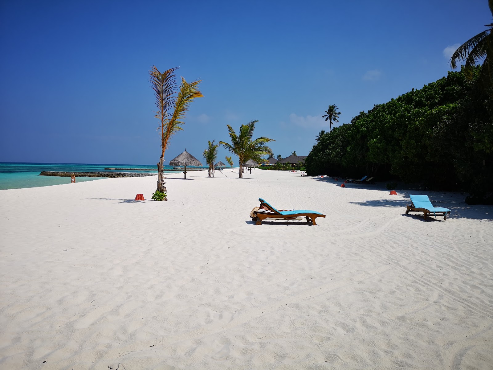 Foto von Strand der Insel Kanifushi hotelbereich