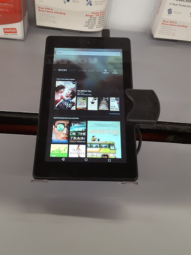 Office Supply Store «Staples», reviews and photos, 855 Central Park Ave, Scarsdale, NY 10583, USA