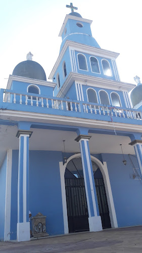 Iglesia Reina del Cisne - El Pangui