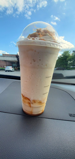 Coffee Shop «Starbucks», reviews and photos, 2113 State Hill Rd, Wyomissing, PA 19610, USA