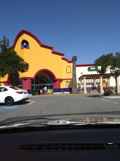 Mexican Grocery Store «Mi Pueblo Food Center», reviews and photos, 330 Bellam Blvd, San Rafael, CA 94901, USA