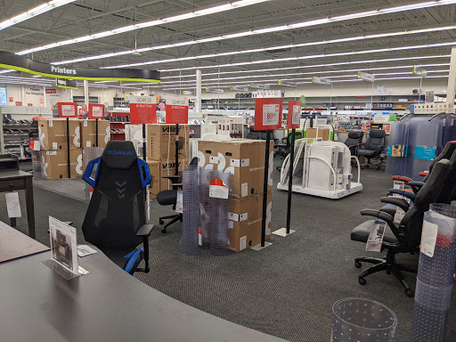 Office Supply Store «Staples», reviews and photos, 1125 E Ogden Ave, Naperville, IL 60563, USA