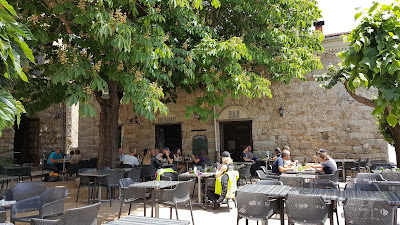 Le Café National à Vico