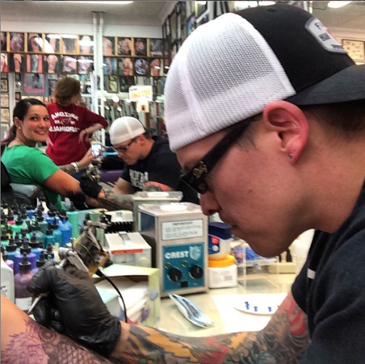 Tattoo Shop «Acme Tattoo Co Inc», reviews and photos, 1045 Arcade St, St Paul, MN 55106, USA