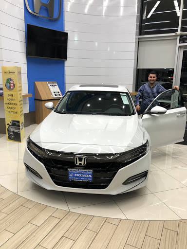 Honda Dealer «Richfield Bloomington Honda», reviews and photos, 501 W 77th St, Richfield, MN 55423, USA